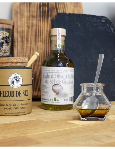 Huile d'olive à la Fleur de Sel de... Huile d'olive à la Fleur de Sel de...